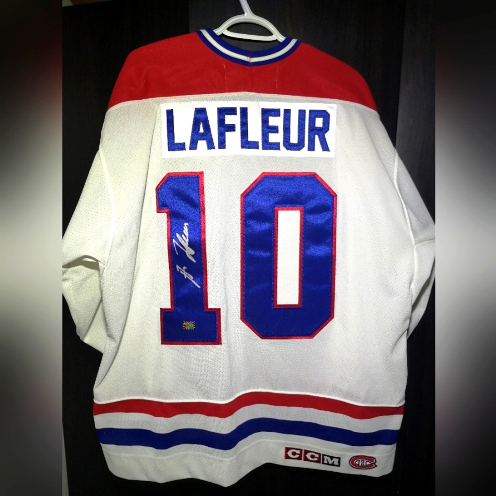 Montreal Canadiens jersey